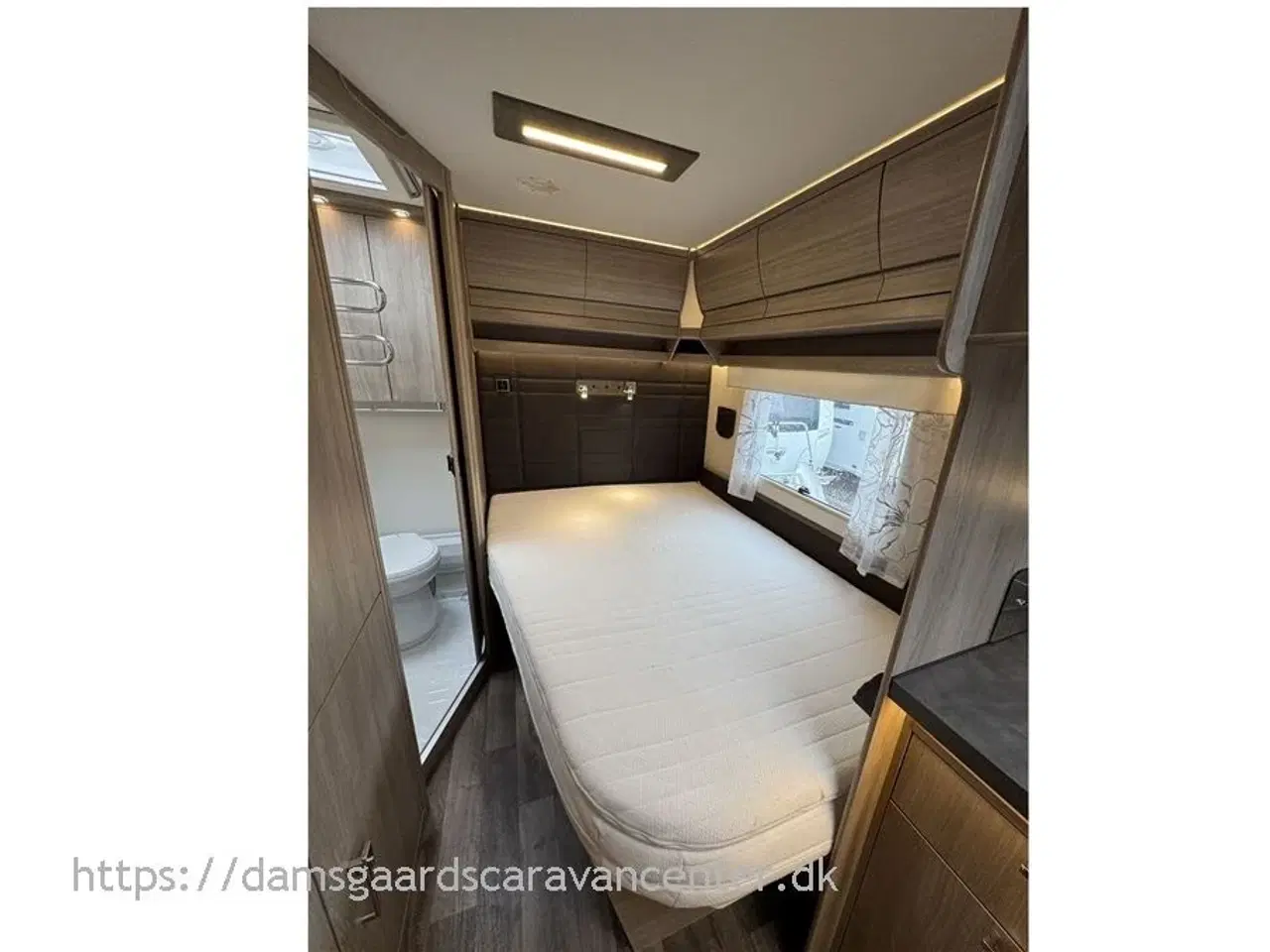 Billede 13 - 2023 - Kabe Briljant 470 XL   Franskseng-Alde-Gulvvarme-Mover-Telt