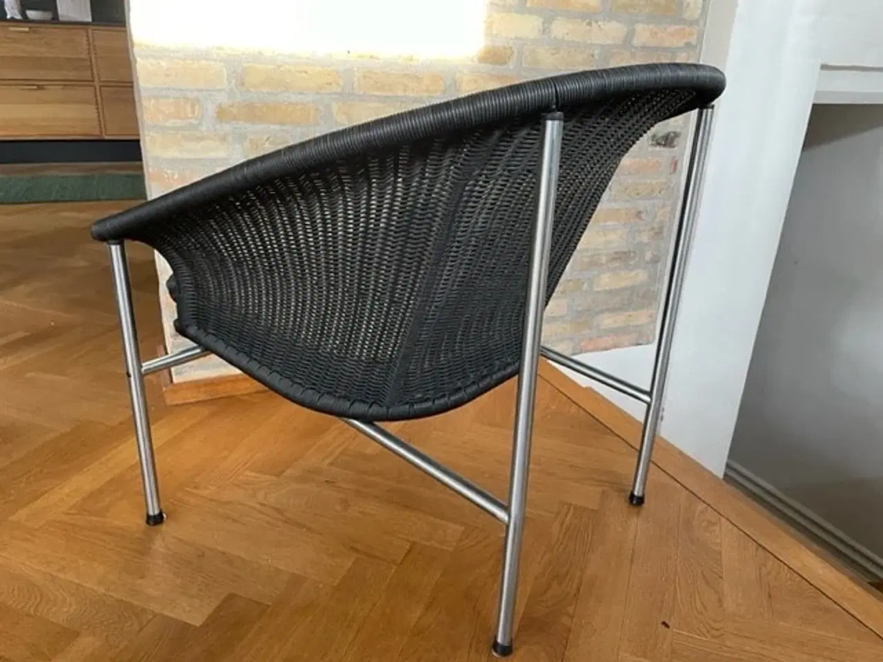 Billede 3 - Lænestol, flet m. læderpude