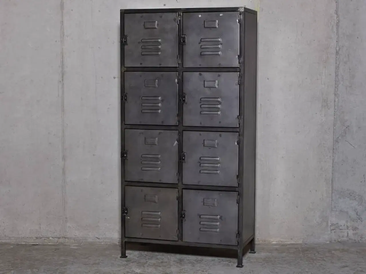 Billede 2 - Nyt LOCKER skab 8 rums