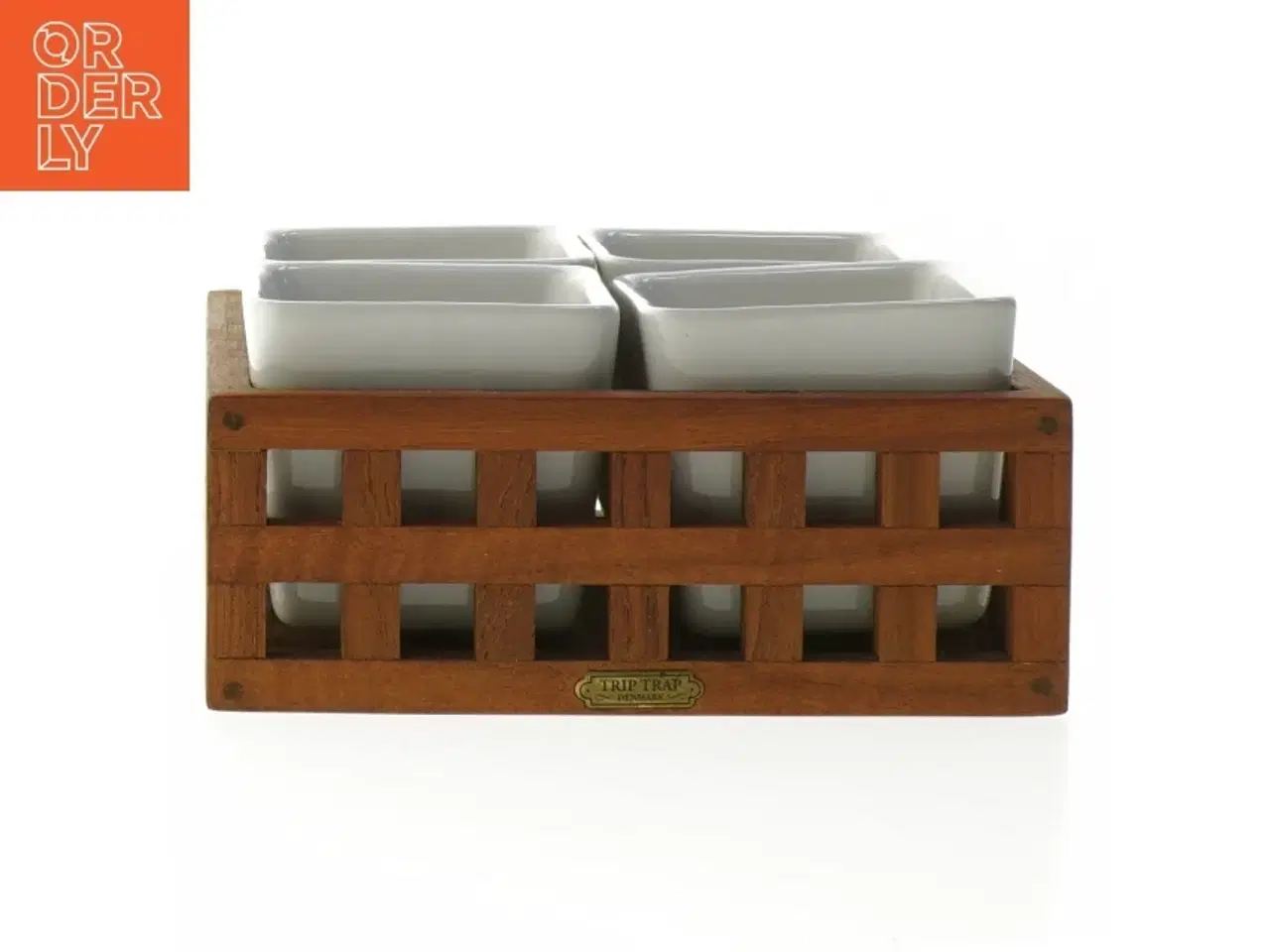 Billede 1 - Trip Trap Sæt af fire små skåle med træholder (str. 15x15 cm)