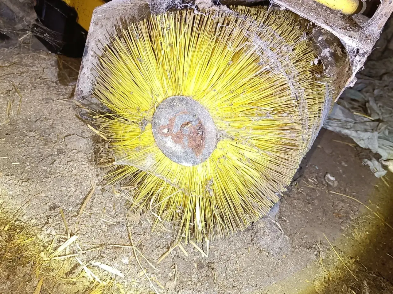 Billede 4 - Handy Sweep fejemaskine walk-behind (TEXAS)