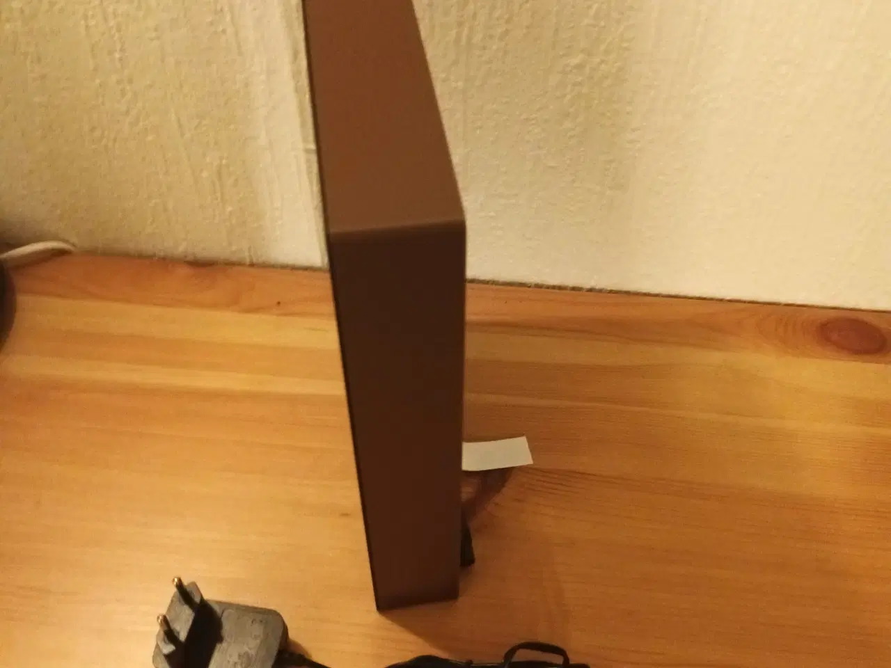 Billede 3 - LED Lampe med Grønland  Sort / Rød / Hvid / Brun