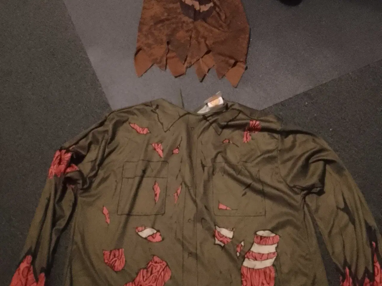 Billede 1 - Zombie kostume str one size 