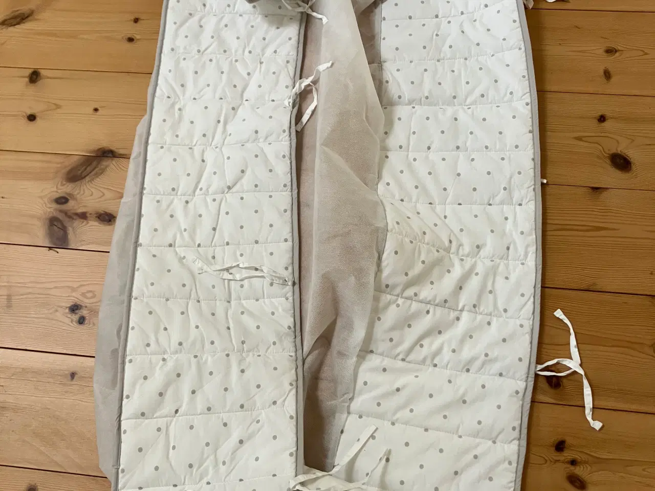 Billede 2 - Sengerand IKEA 