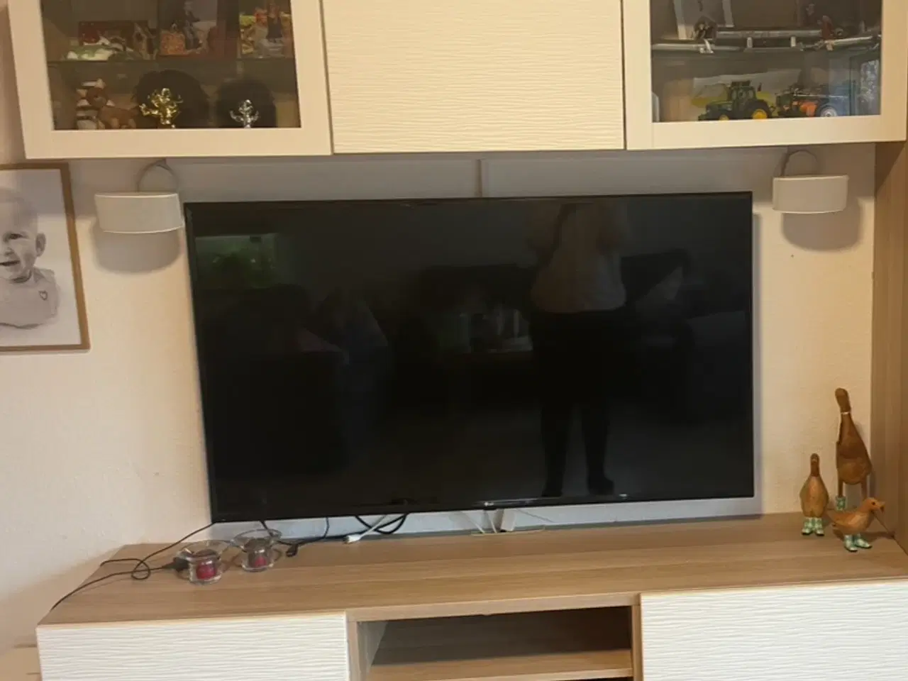 Billede 1 - TV møbel bestå