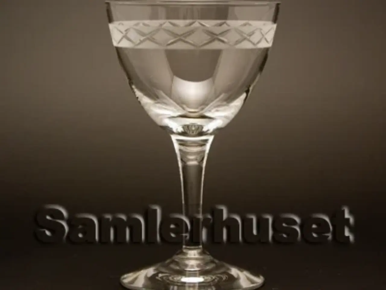 Billede 1 - Ejby Rødvinsglas. H:130 mm.