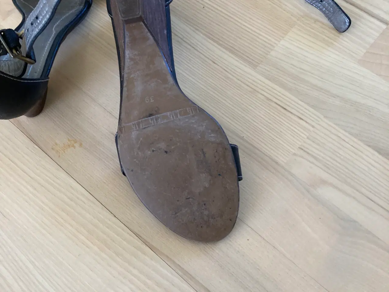 Billede 1 - Sandal billi bi