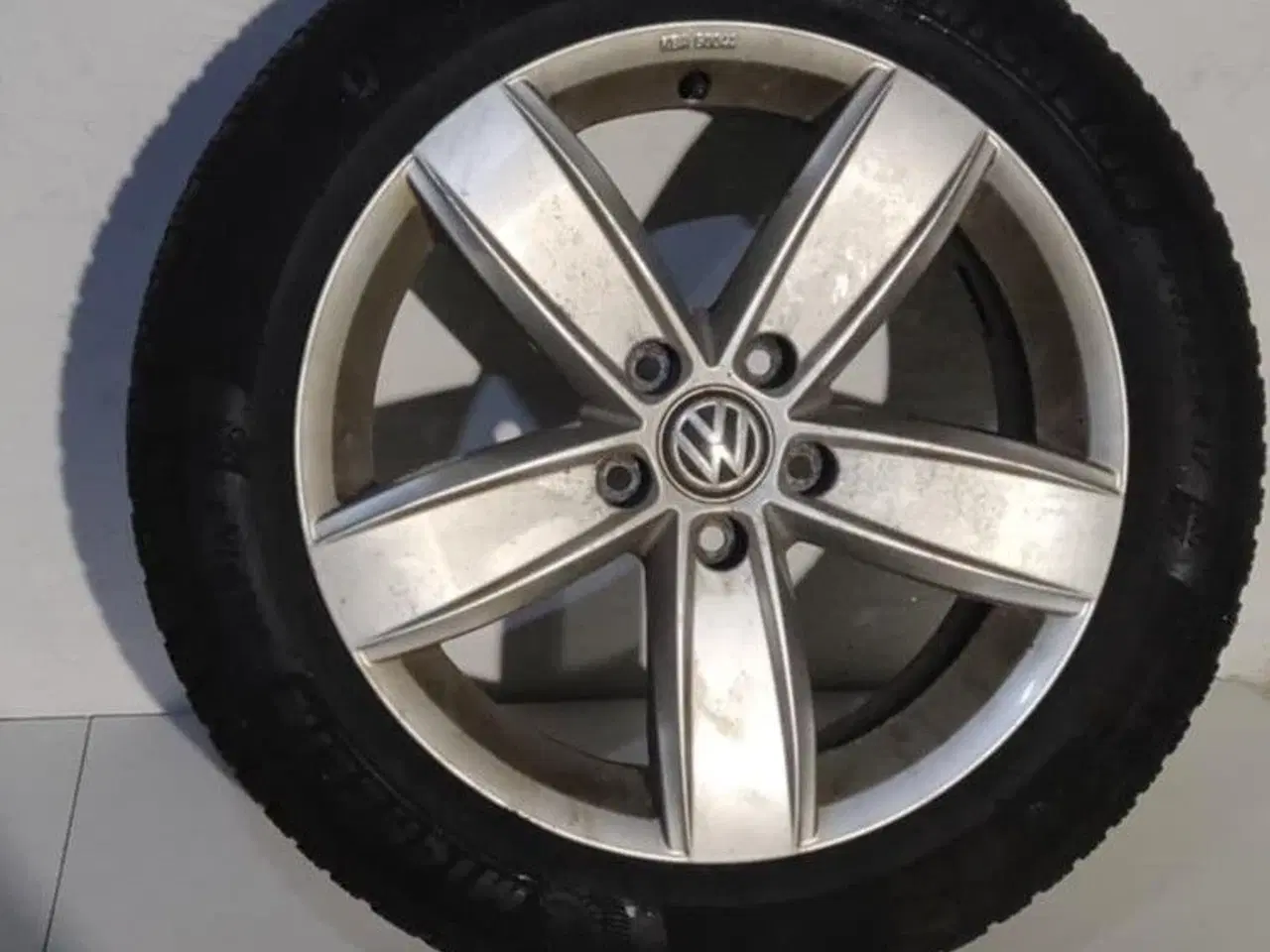 Billede 1 - VW Alufælge 17", Alpin 6 dæk