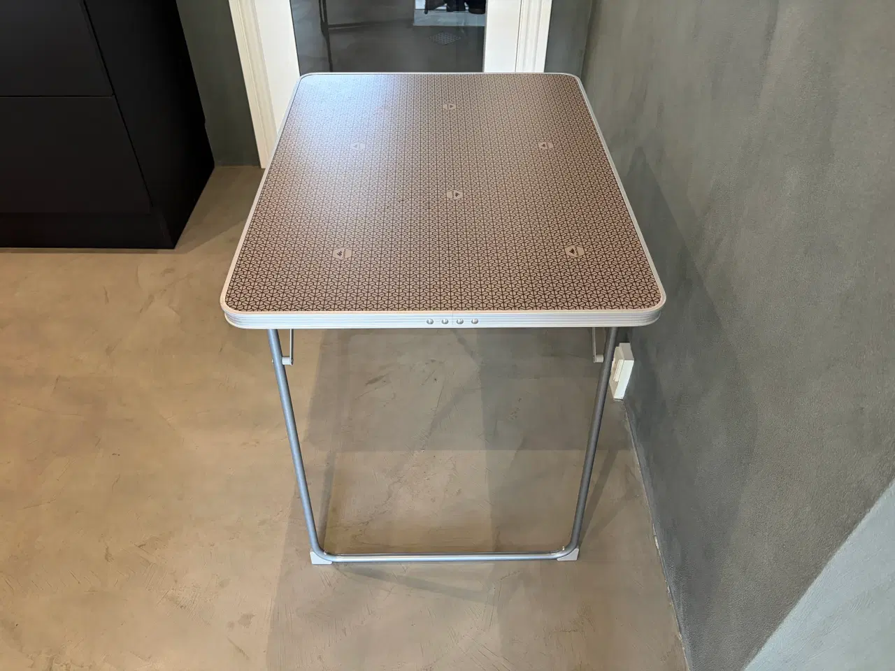 Billede 2 - Campingbord 80x60 - aldrig brugt