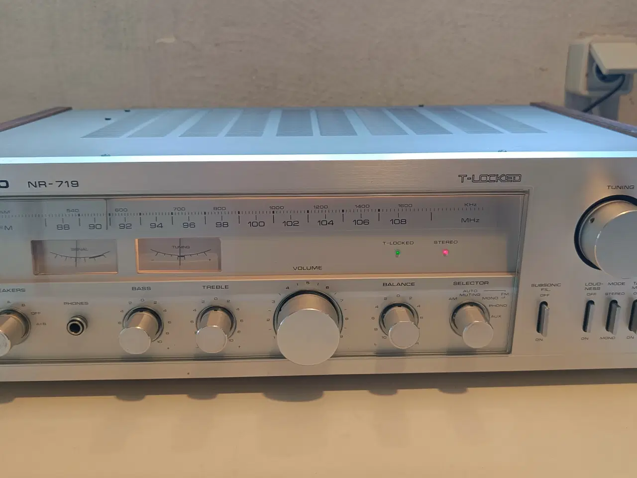 Billede 1 - Receiver, Nikko, NR-719, med højttalere