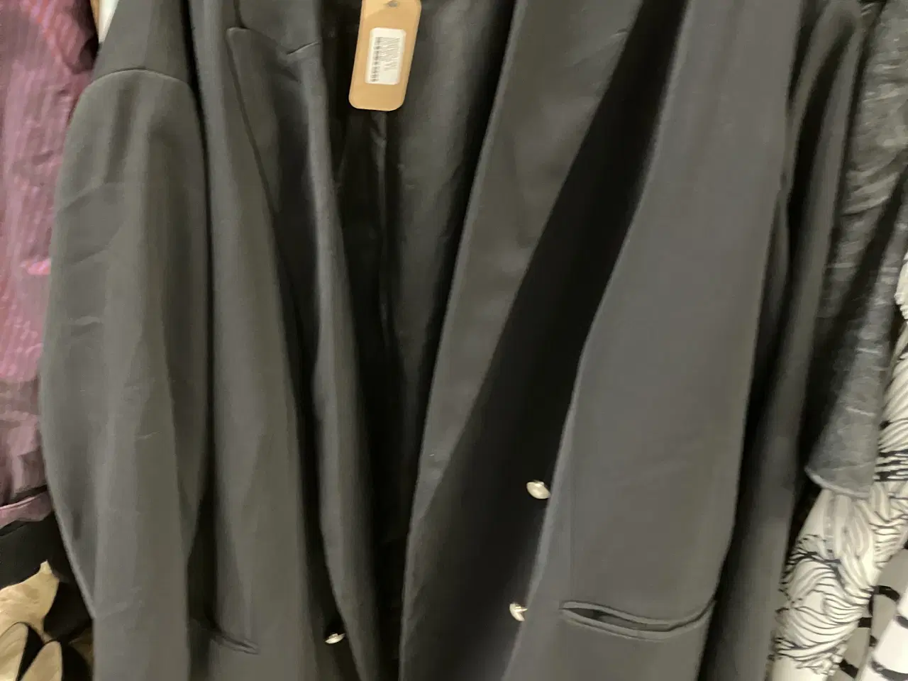 Billede 1 - Sort blazer str 4 xl