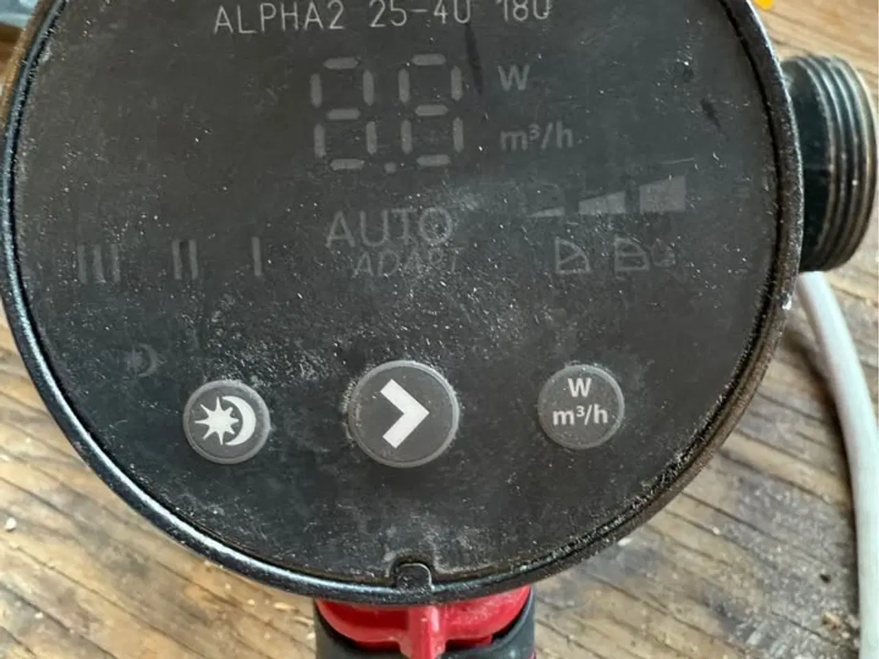 Billede 1 - Grundfos pumpe alpha2 25-40 180