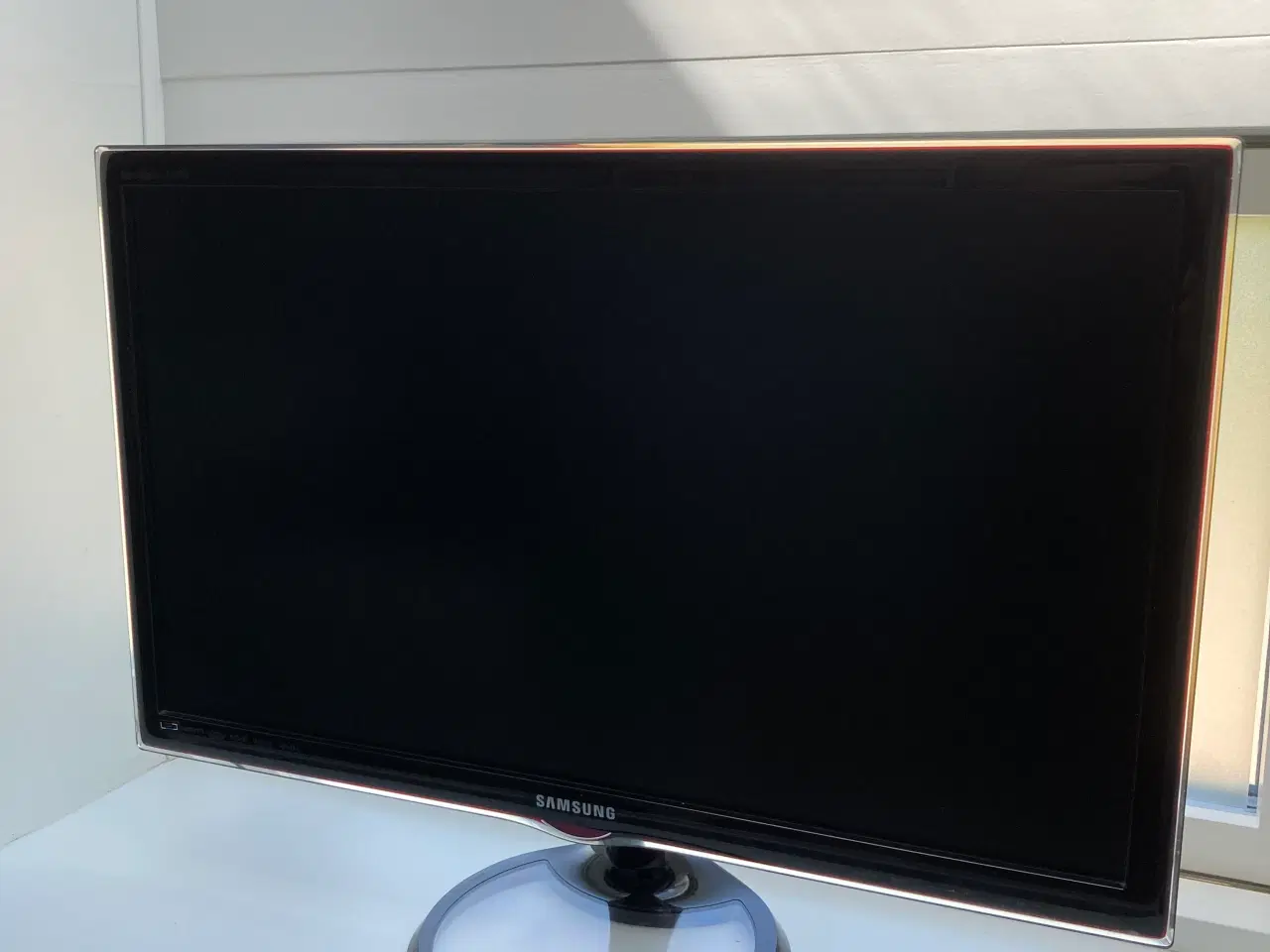 Billede 1 - TV 27 tommer