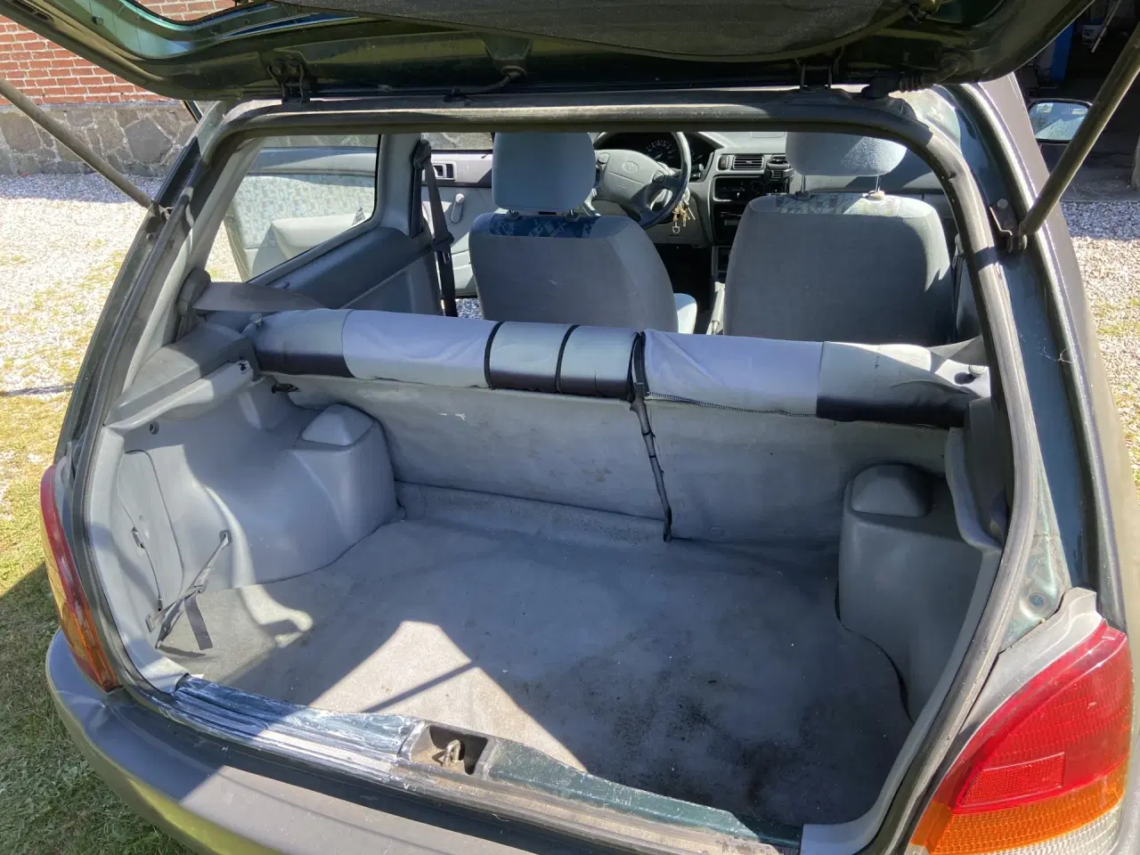 Billede 5 - Toyota Starlet med halvanden år til syn