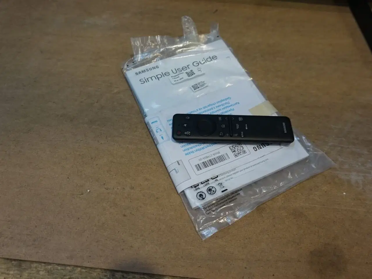 Billede 5 - Samsung 100" QN80F 4K MiniLED Smart TV