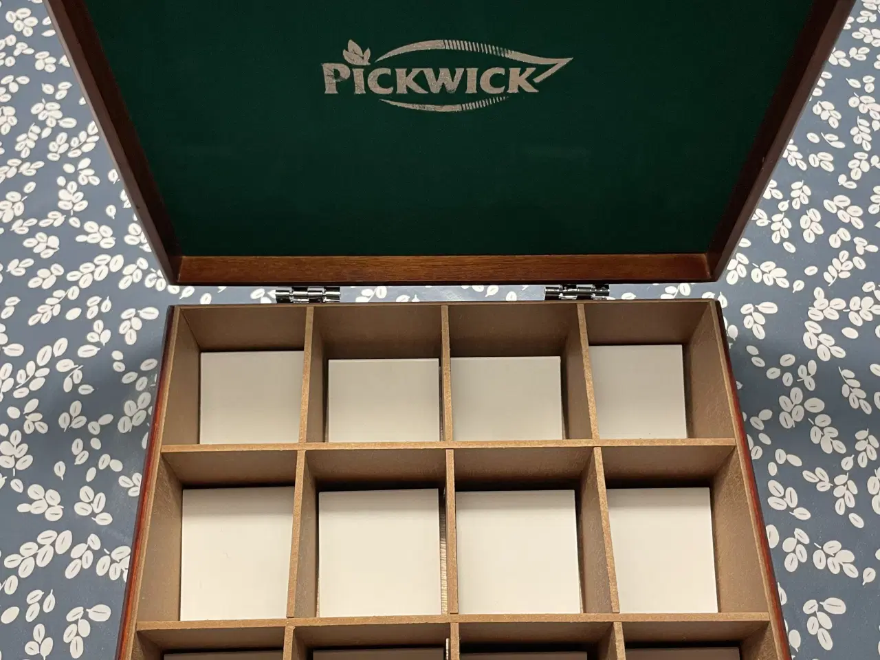 Billede 2 - Pickwick tekasse 