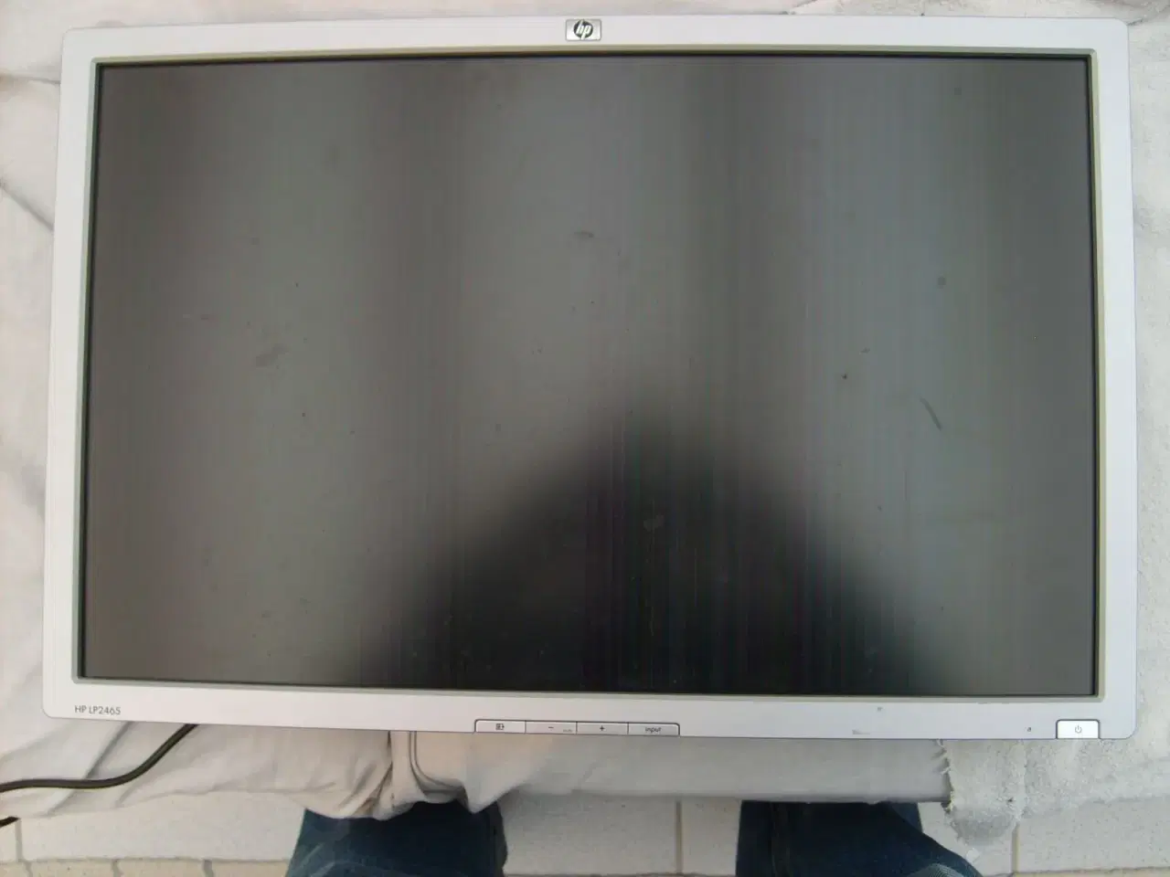 Billede 1 - hp LP2465 24" defekt widescreen LCD skærm