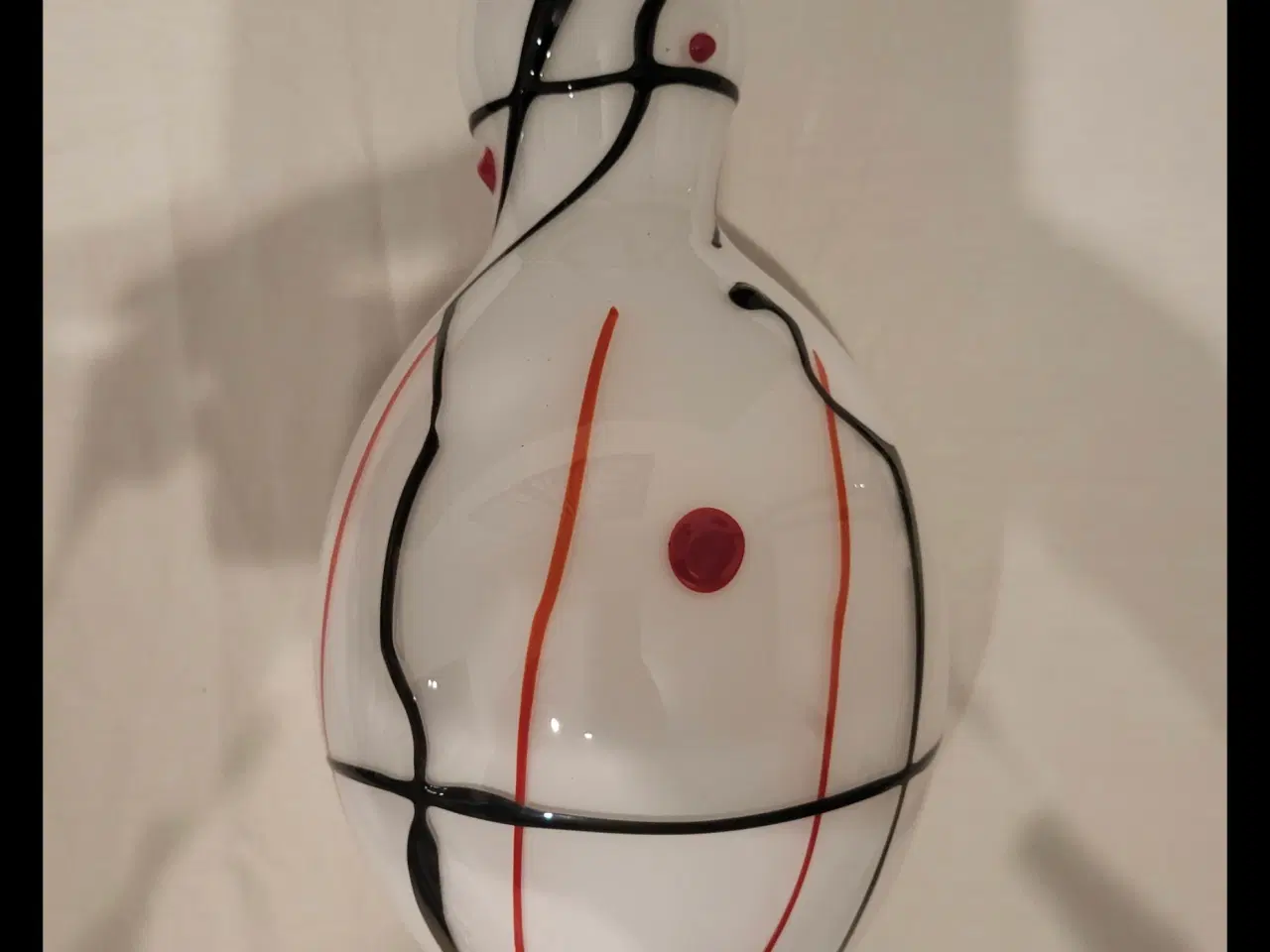 Billede 3 - Fin lille vase 29 cm
