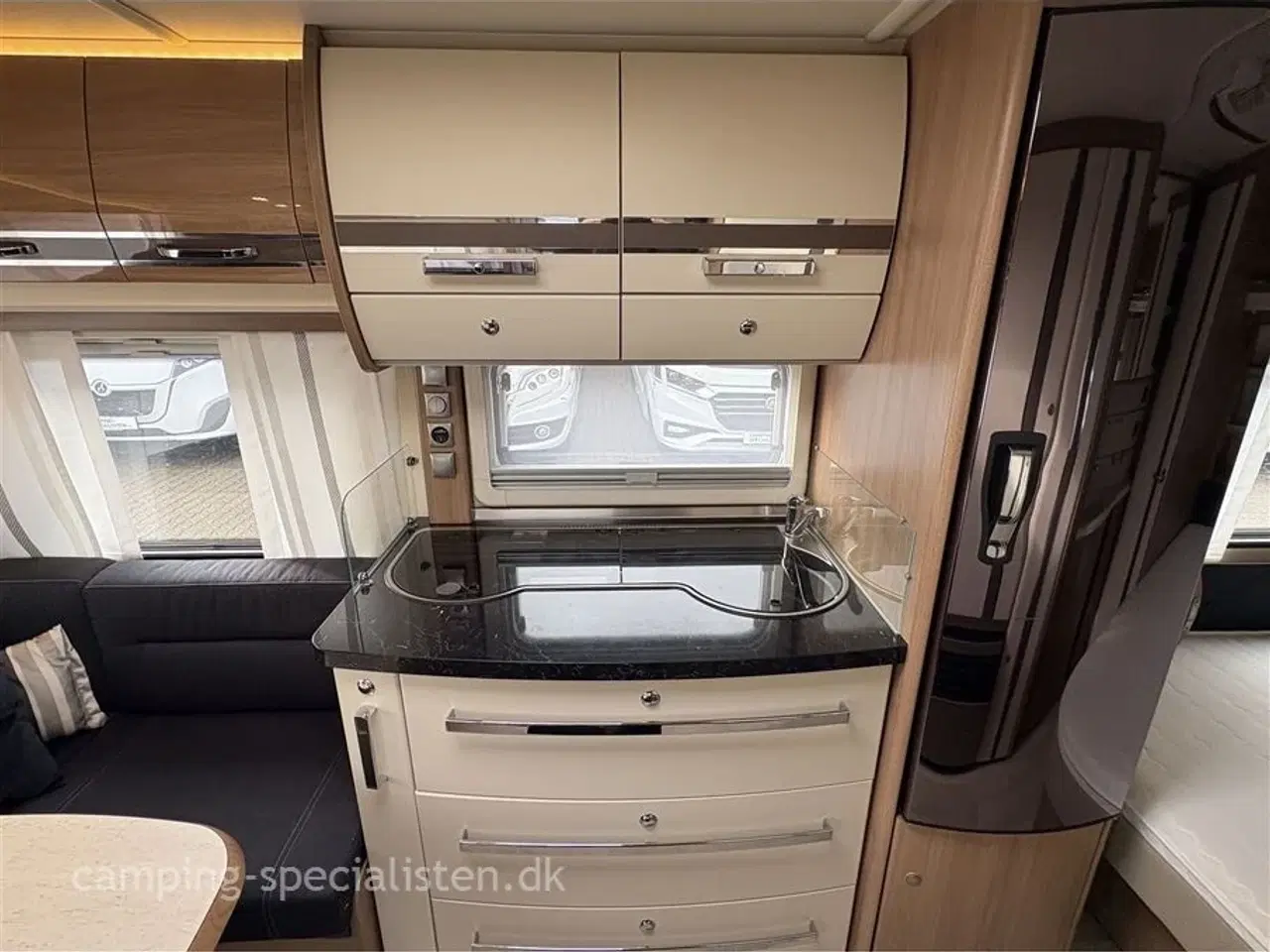 Billede 7 - 2015 - Fendt Tendenza 465 SFB   Fendt Tendenza 465 SFB 2015 - Se den nu hos Camping-Specialisten.dk