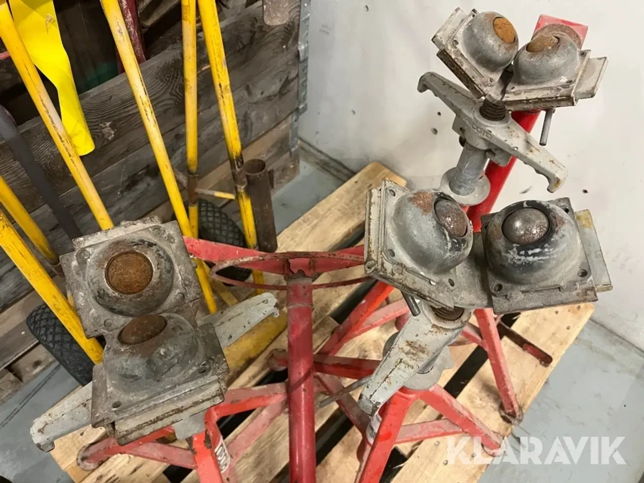 Billede 5 - Arbejdsborde, vogne og bukke/ruller