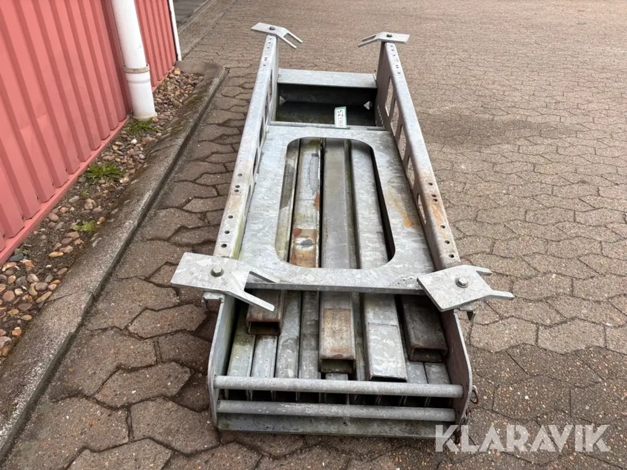 Billede 2 - Strøkasse til ophæng under trailer - galvaniseret