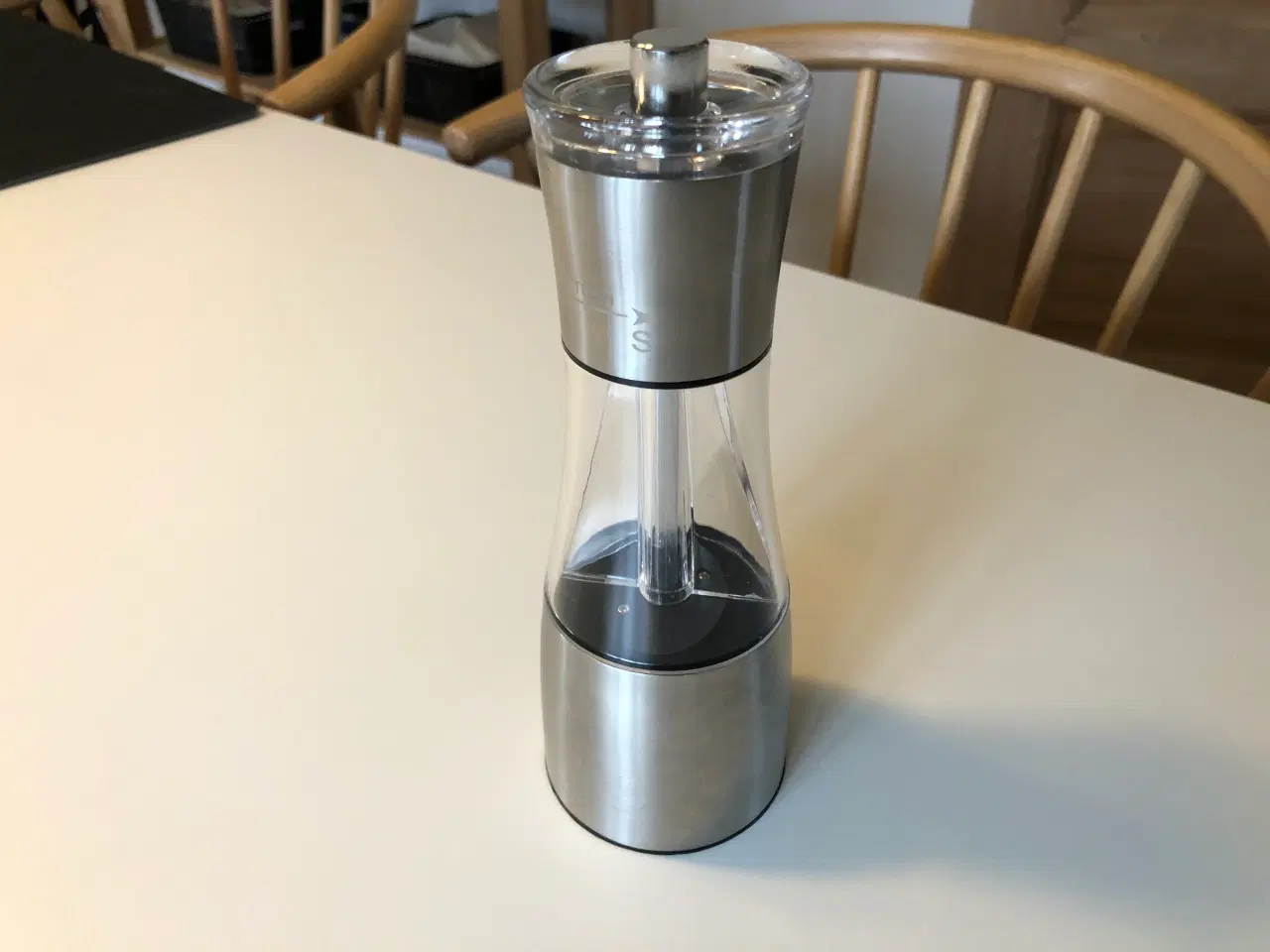 Billede 1 - Salt og peberkværn (2 i en)