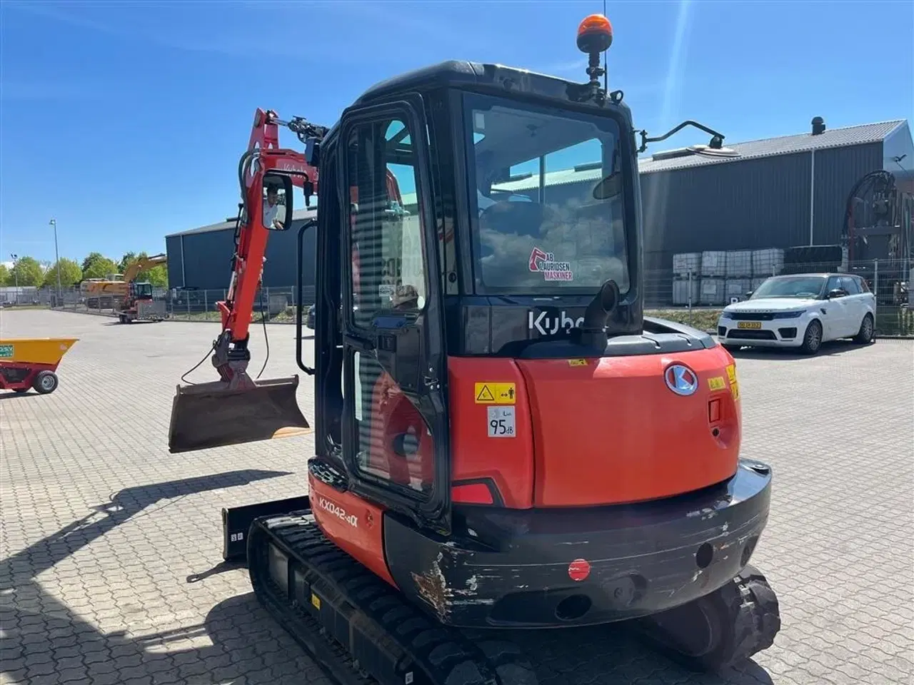 Billede 13 - Kubota Kx042-4 Hydraulisk fæste med kipbar planerskovl Kun kørt 1382T