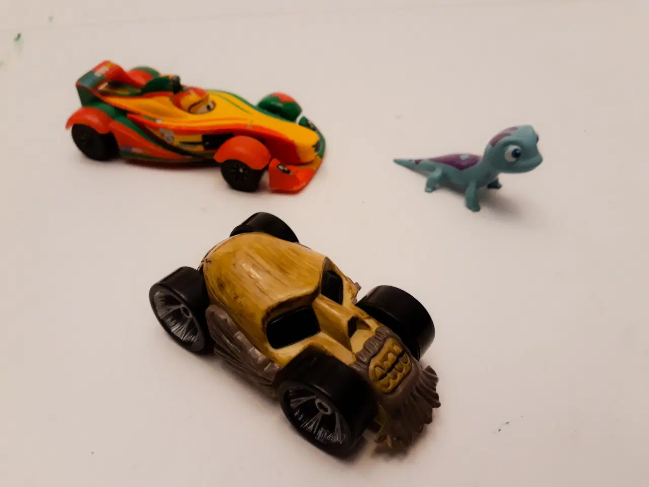 Billede 1 - Disney Biler og Figur 