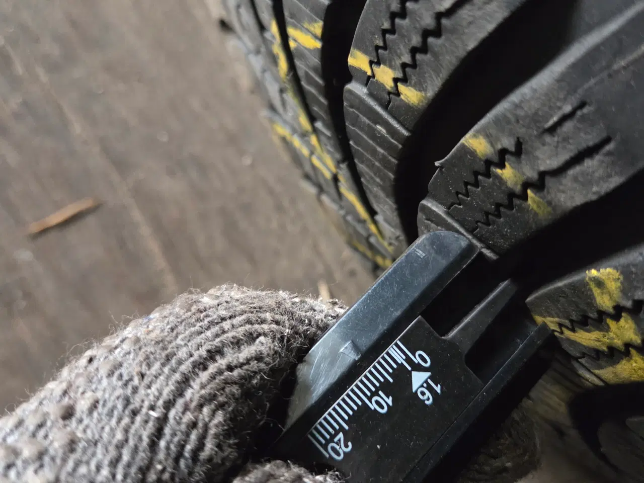 Billede 4 - Fælge med dæk