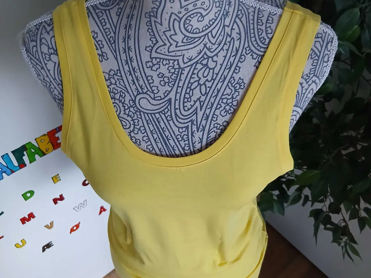 Billede 2 - Top. B.young. large/40