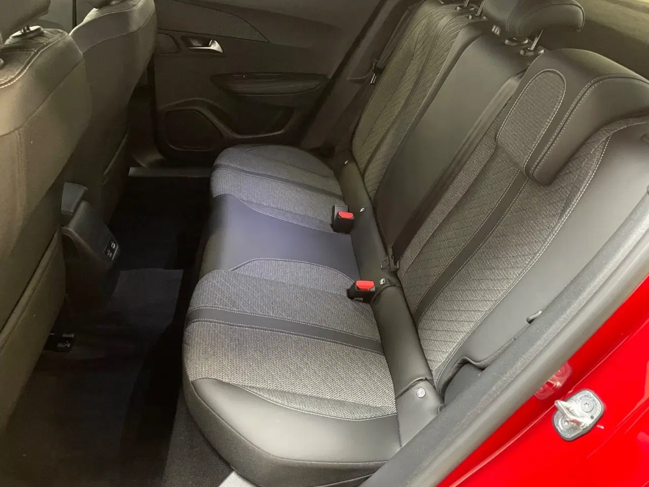 Billede 7 - Peugeot e-2008 54 Allure