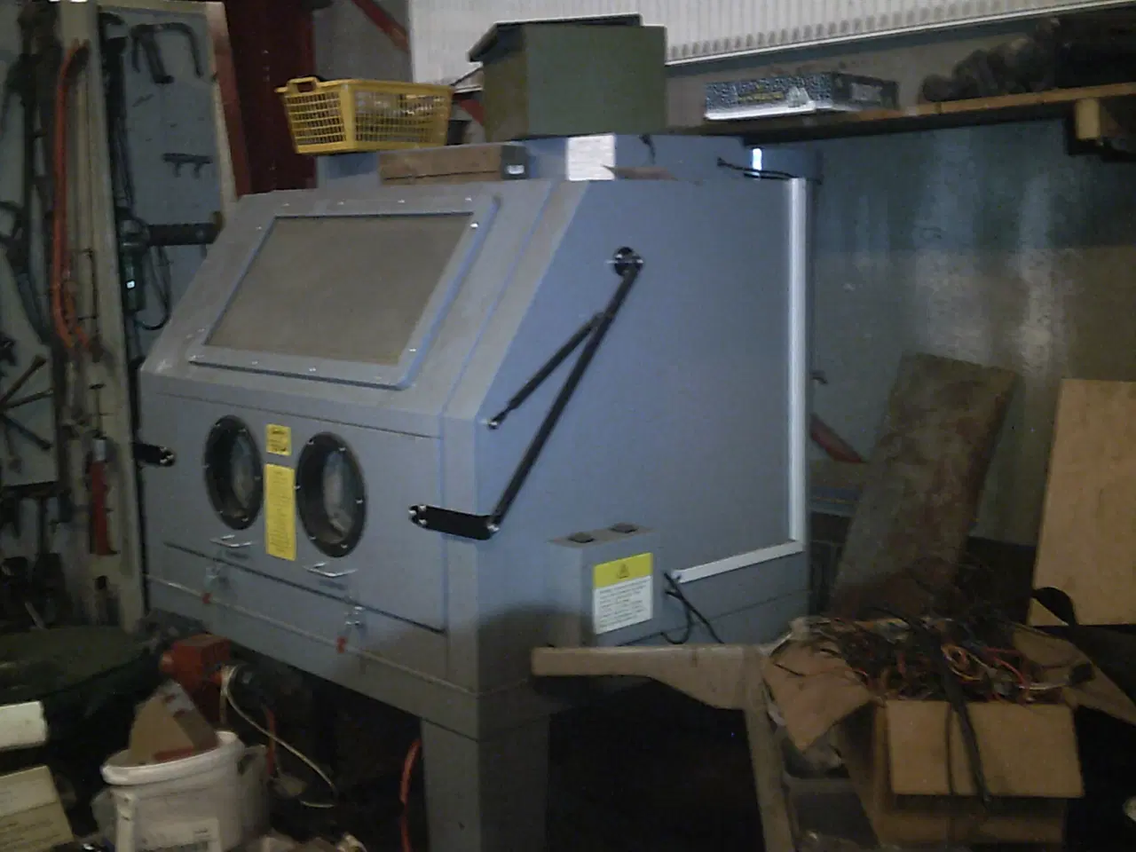 Billede 1 - Sandblæser indelukket