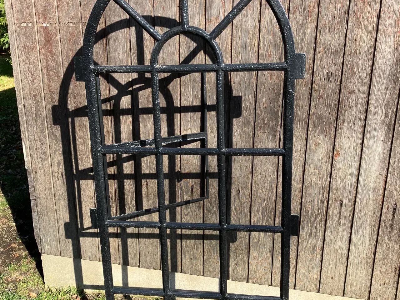 Billede 3 - Støbejernsvindu