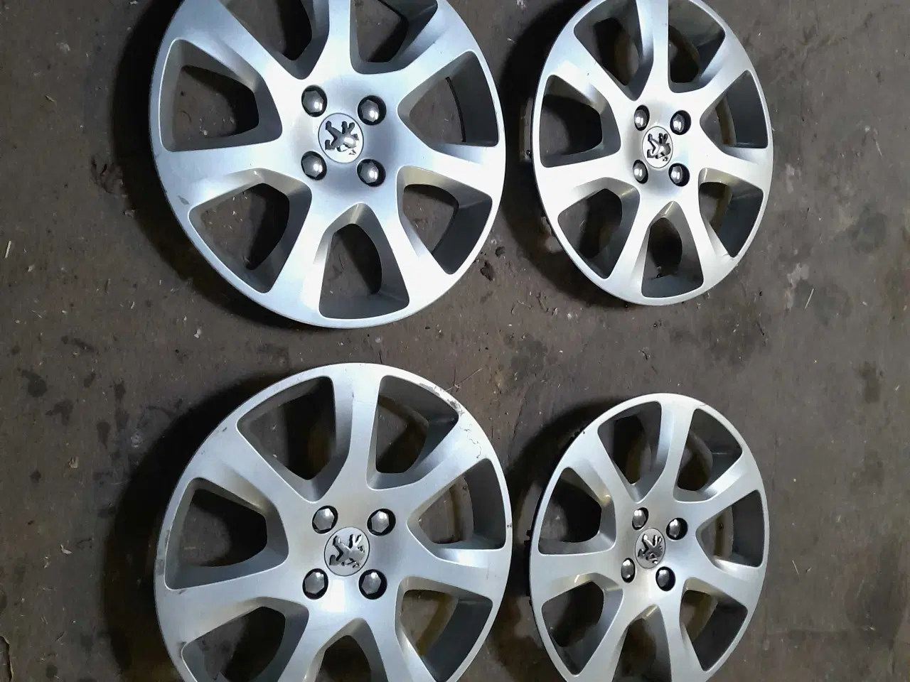 Billede 8 - Div Hjulkapsler Peugeot