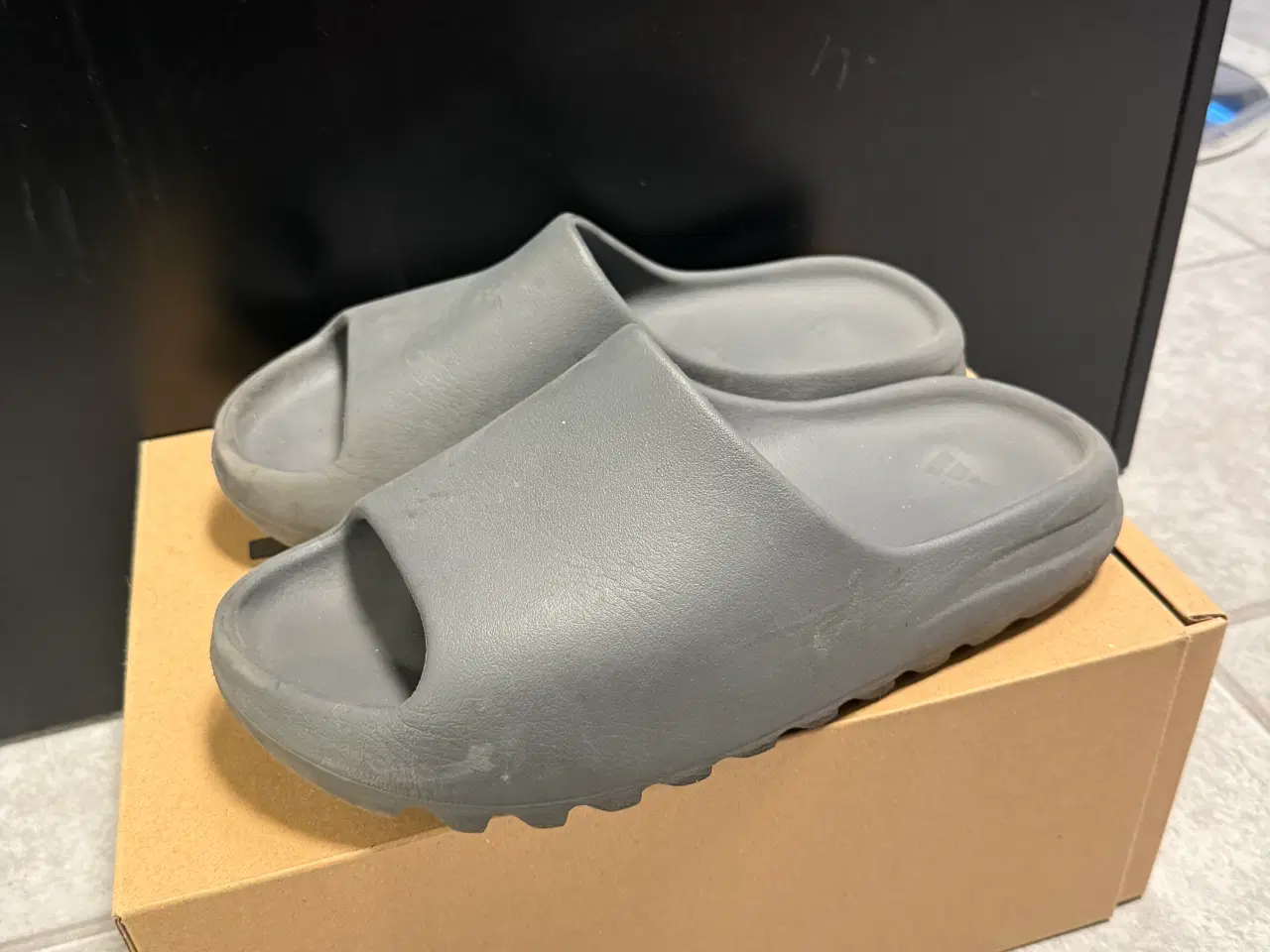 Billede 3 - Yeezy slides 