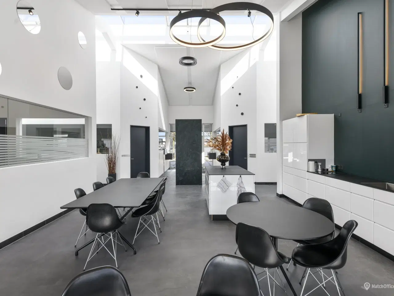 Billede 16 - Nyistandsatte kontorer fra 15-200 m2 på A.P.Møllers Allé - Gratis parkering samt adgang til ekslusivt mødelokale👍🏼