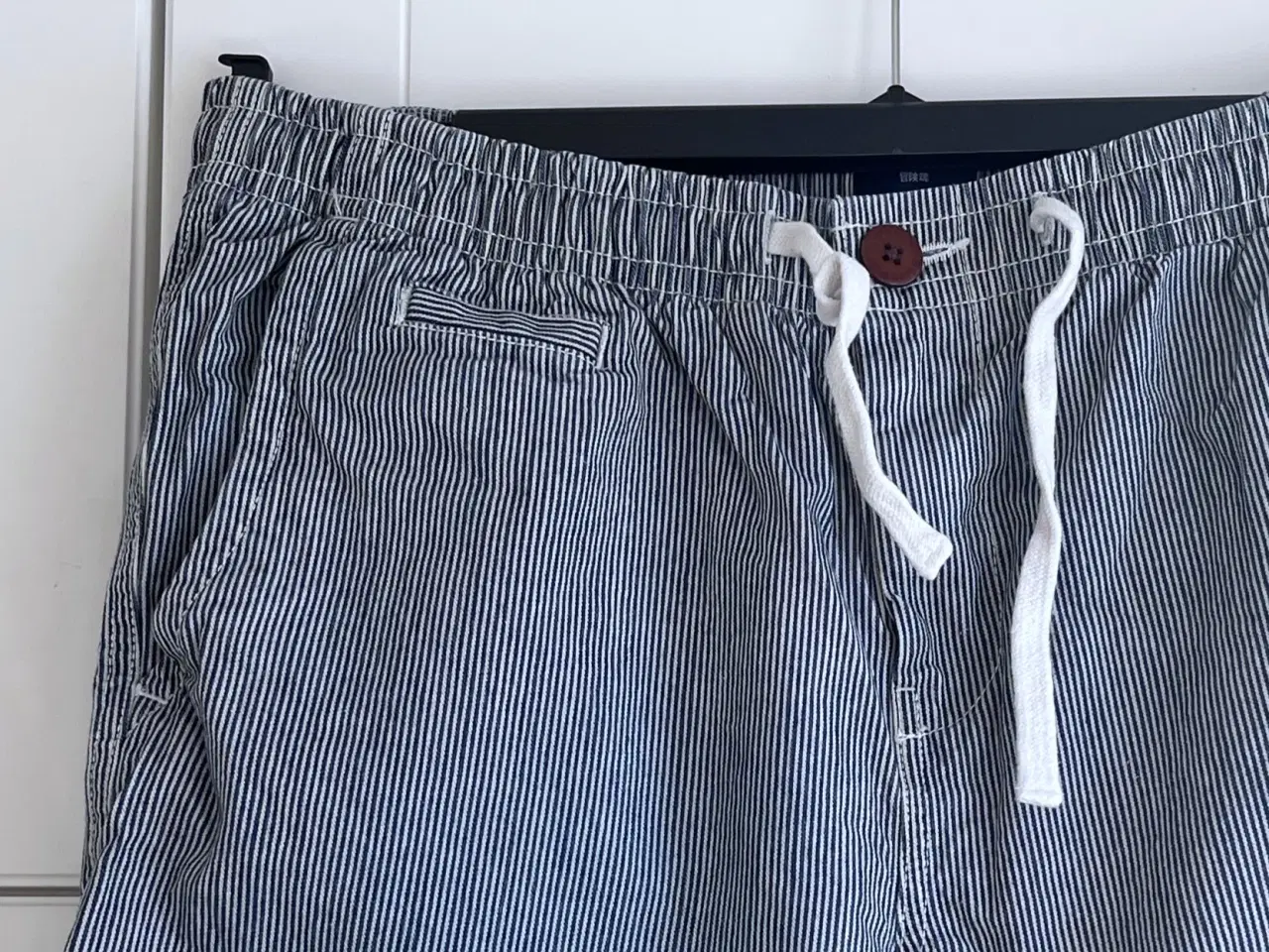 Billede 2 - Shorts, Superdry Manufaturing, Str L