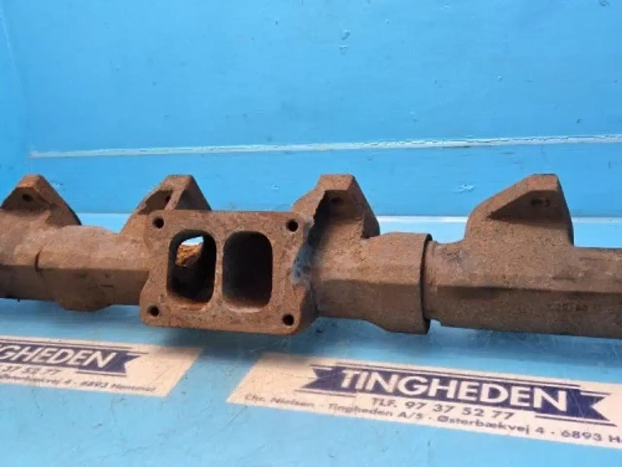 Billede 4 - John Deere 6125HZ001 Udstødningsmanifold R116838