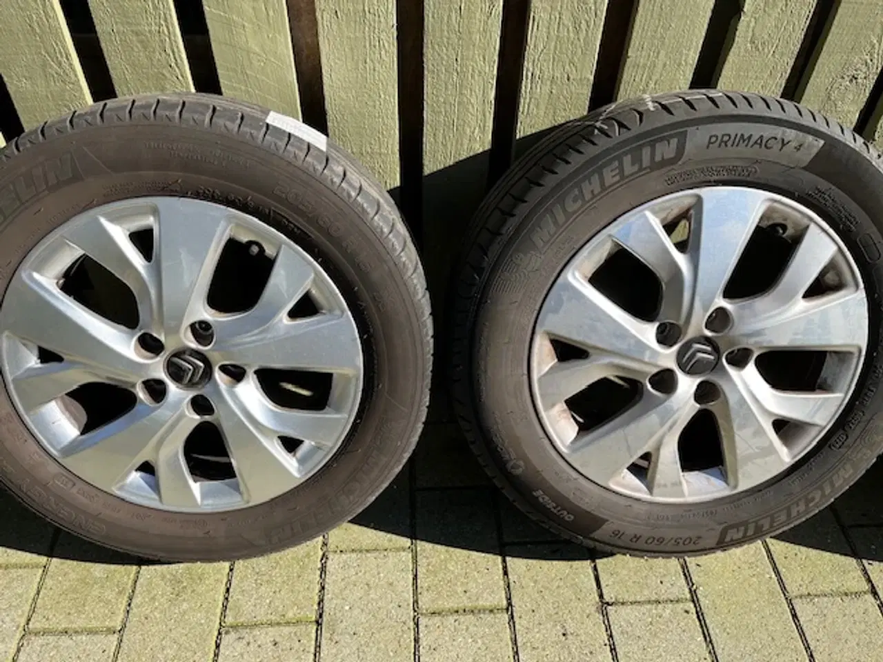 Billede 3 - 4 sommerdæk på alufælge 205/60 R16