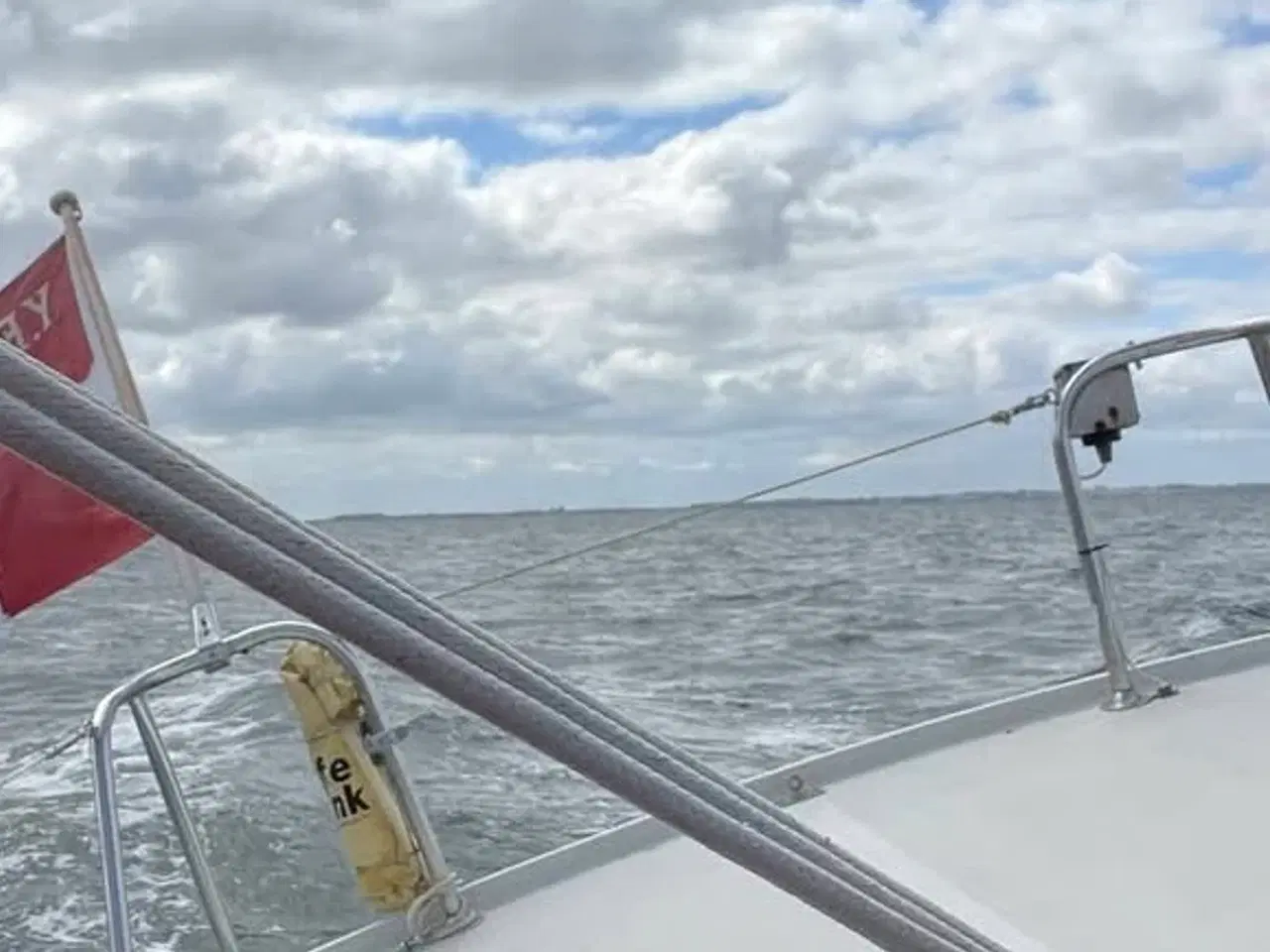 Billede 5 - Motor sejler med stor agter kahyt. Compass 31.