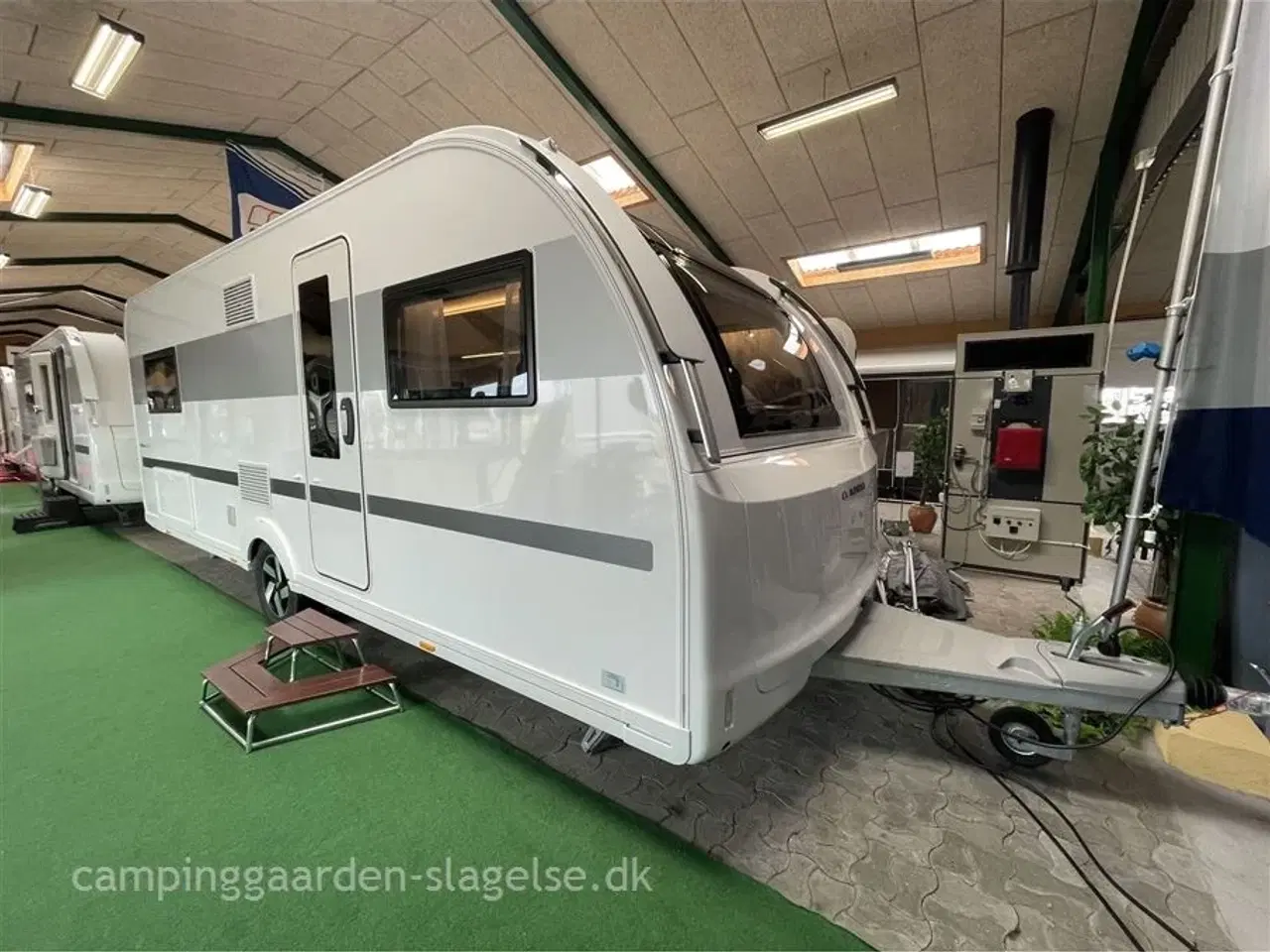 Billede 1 - 2023 - Adria Alpina 583 LP   Helårs isoleret med ALDE centralvarme