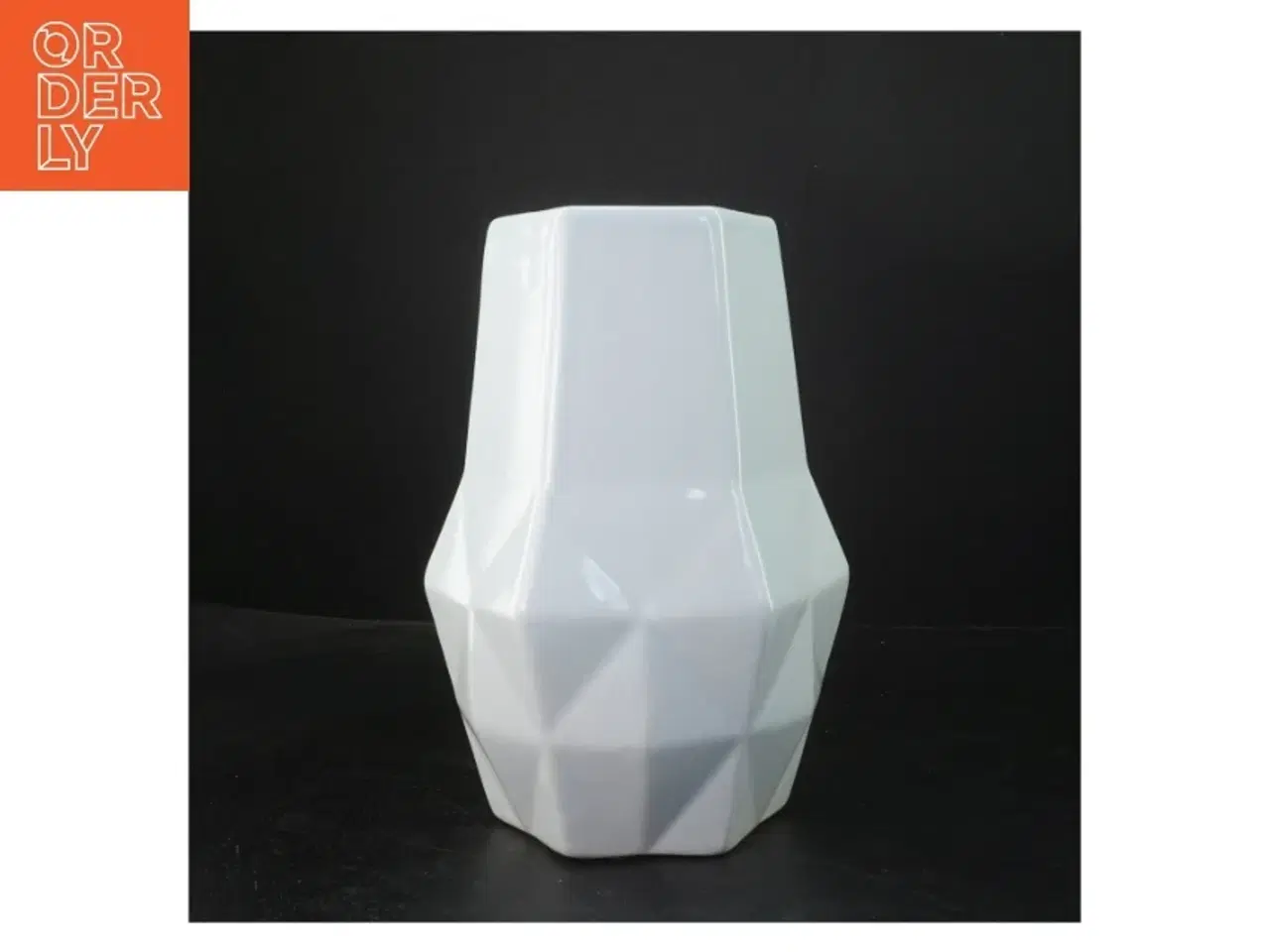 Billede 1 - Keramik vase fra House Doctor (str. Ø 12x26 cm)