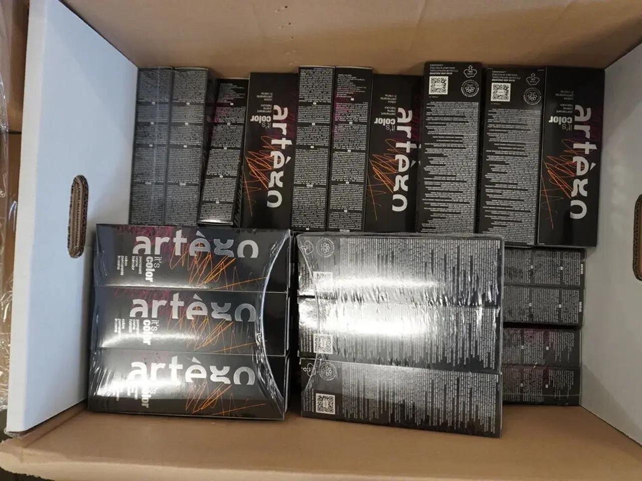 Billede 1 - Kasse med hårfarve, Artego BeautyFusion 100ml