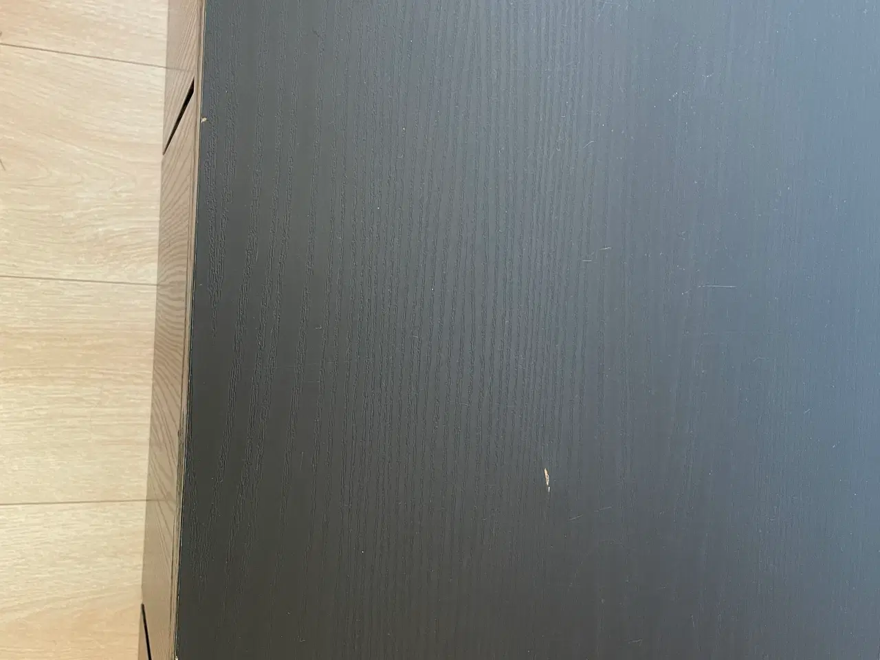 Billede 3 - Bænk med tre skuffer på hjul