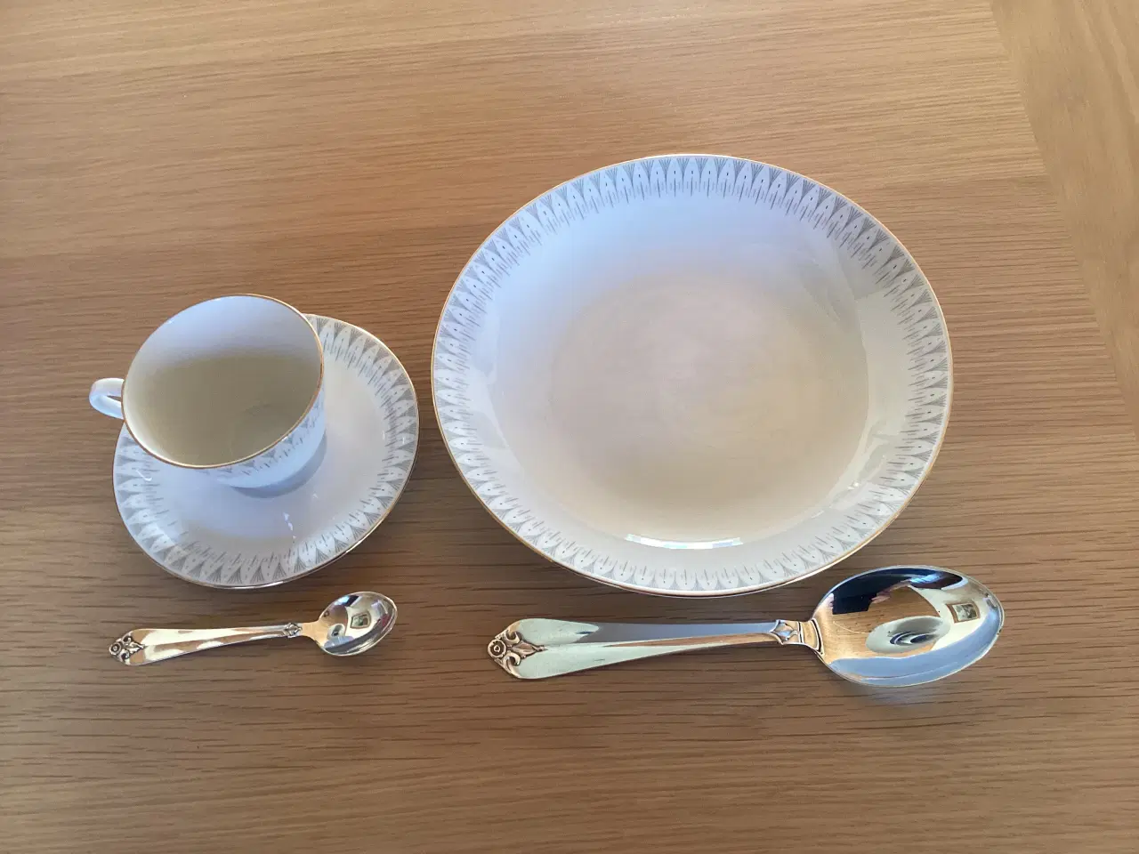 Billede 5 - Ægte sølvteske og serveringsske “Diana”, 175+275kr
