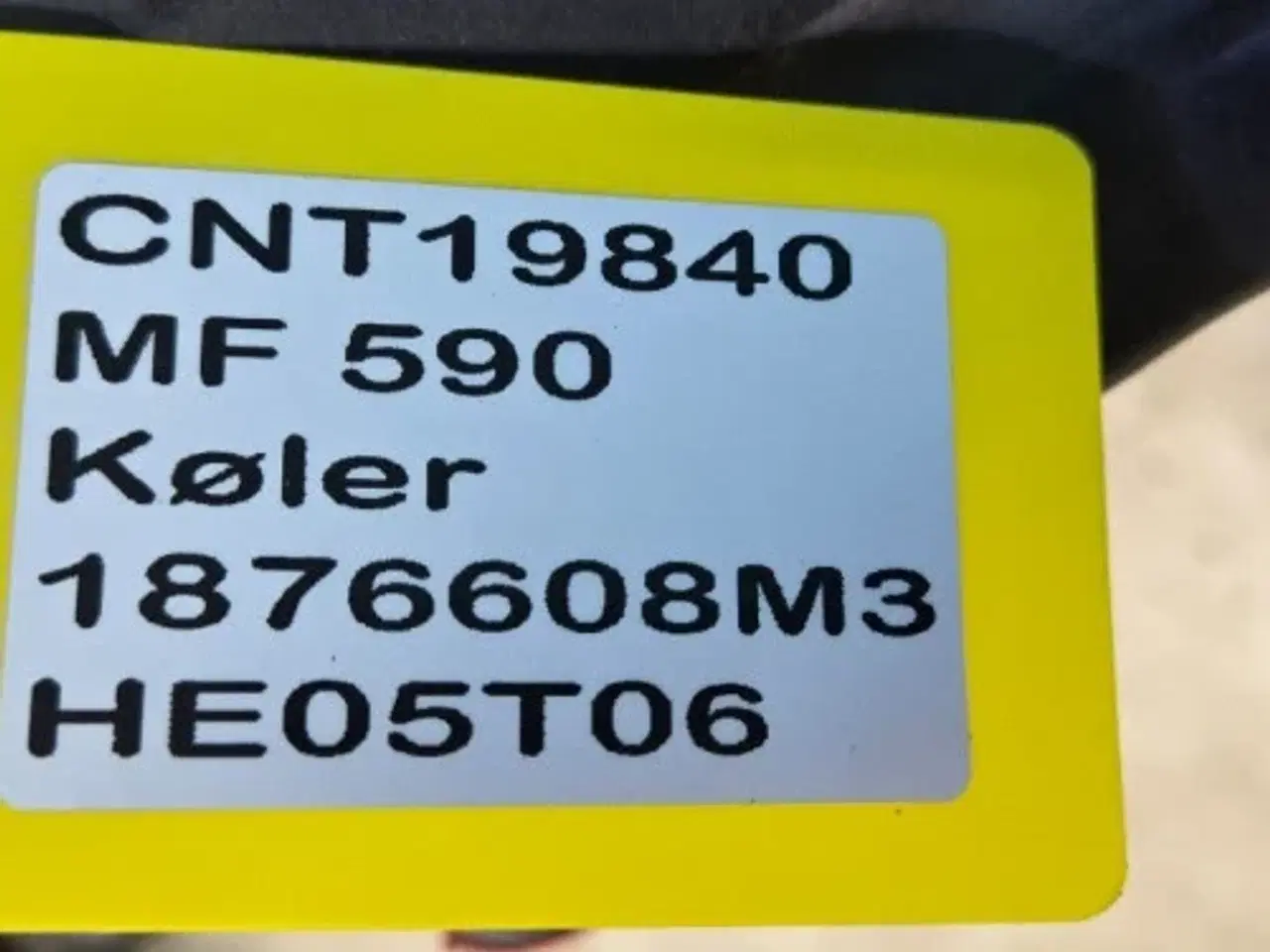 Billede 13 - Massey Ferguson 590 Køler 1876608M3