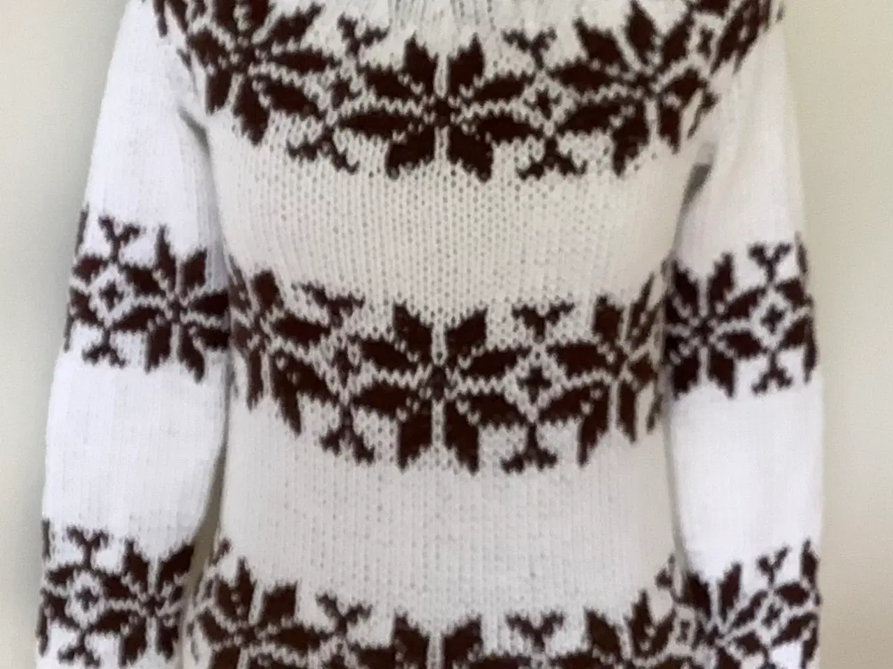 Billede 3 - Sarah Lund sweater - håndstrikket i ren bomuld