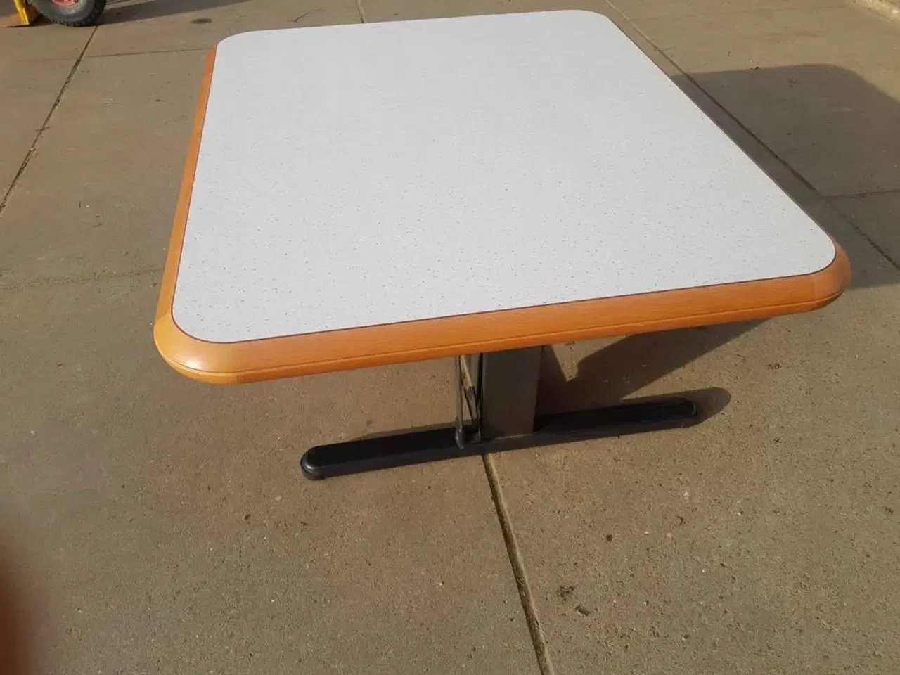 Billede 2 - Bord til campingvogn,