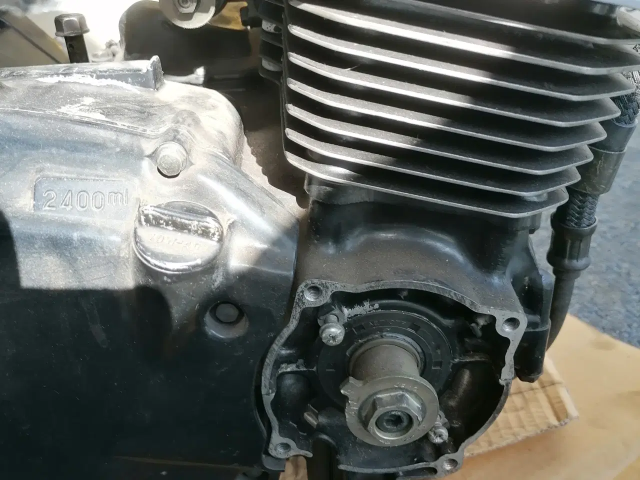 Billede 5 - Motor til Suzuki GXS 550 eb. årgang 84-87.  (se%)