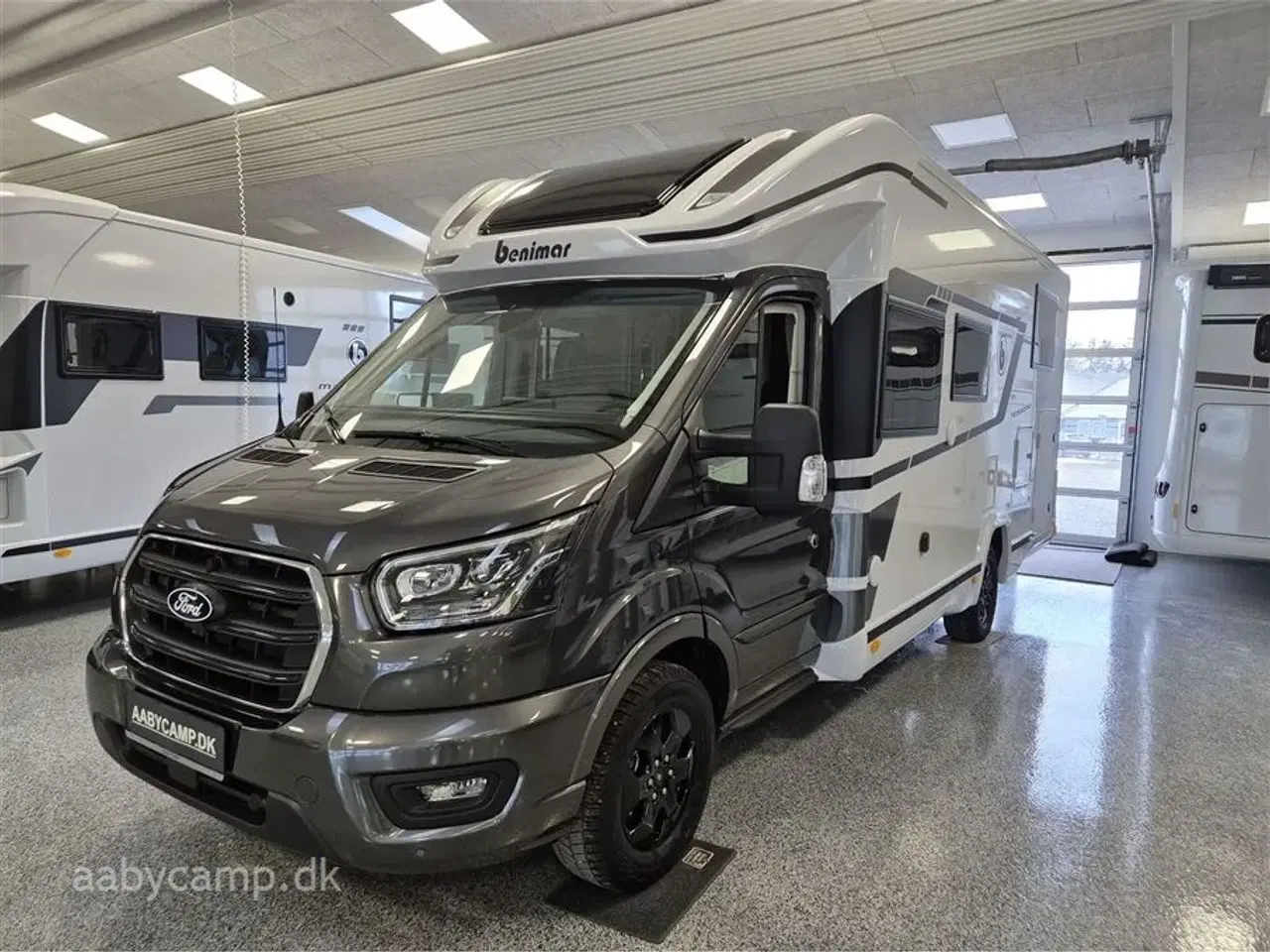 Billede 4 - 2026 - Benimar Tessoro 463   Topudstyret Familie camper